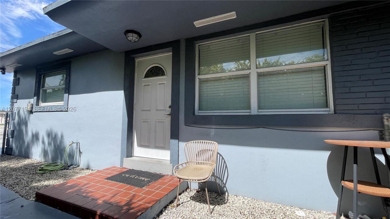7021 SW 22nd St , Unit 7021, Miami, FL 33155 Photo