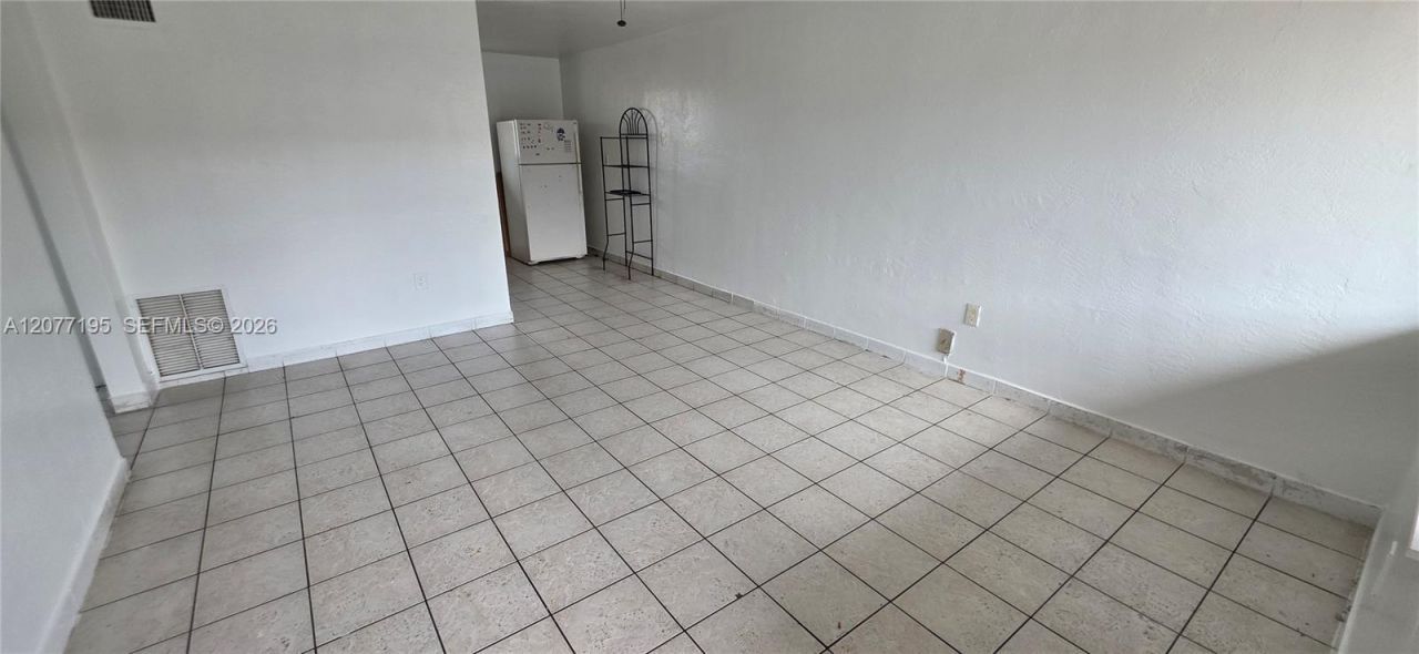 664 W 29th St, Unit 6, Hialeah, FL 33012 Photo