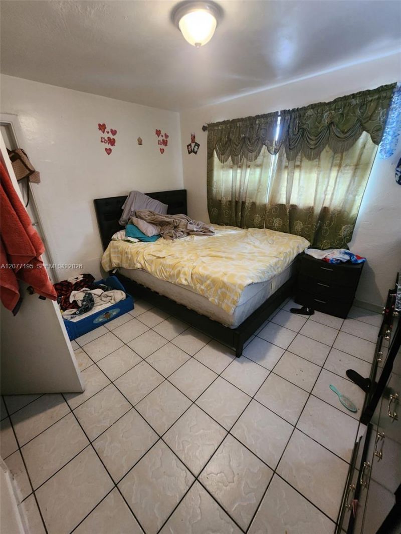 664 W 29th St, Unit 6, Hialeah, FL 33012 Photo