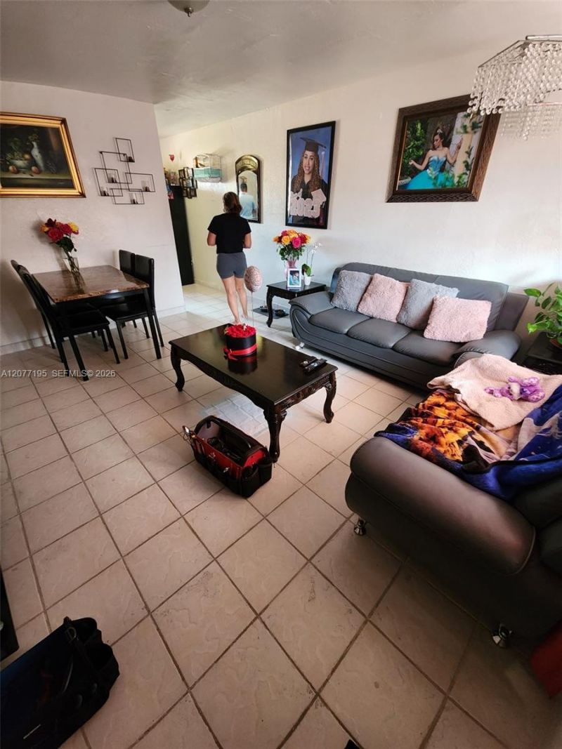 664 W 29th St, Unit 6, Hialeah, FL 33012 Photo