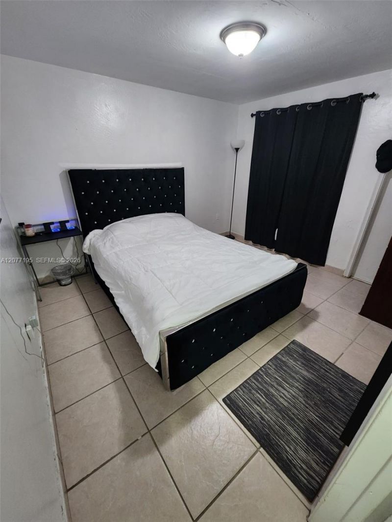 664 W 29th St, Unit 6, Hialeah, FL 33012 Photo