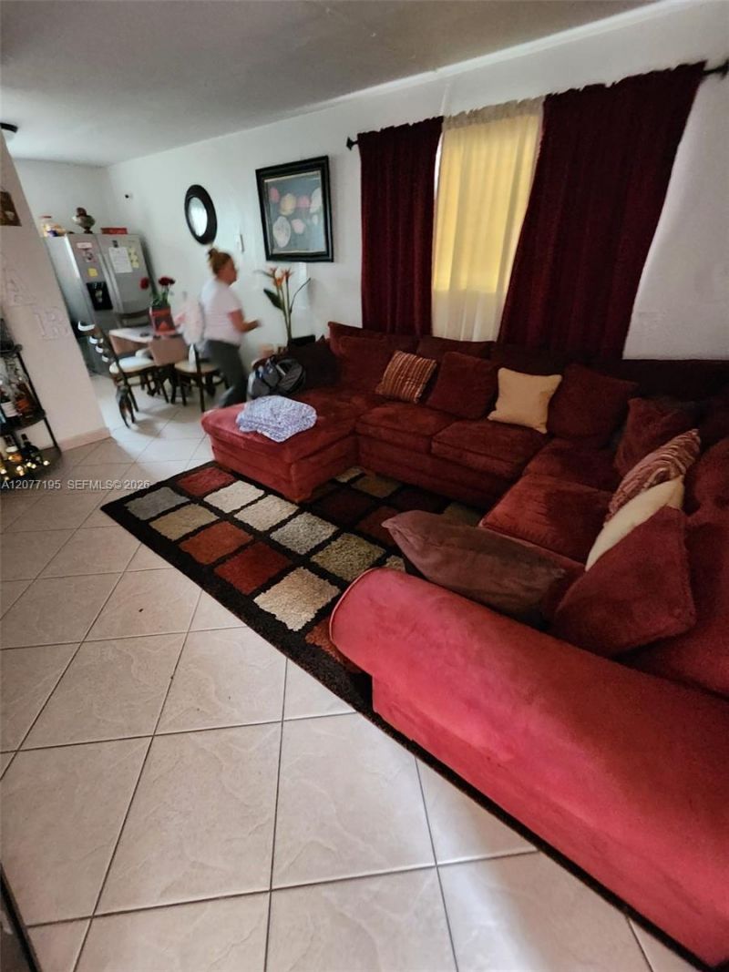 664 W 29th St, Unit 6, Hialeah, FL 33012 Photo