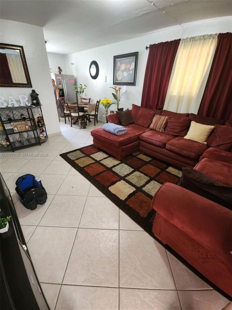 664 W 29th St, Unit 6, Hialeah, FL 33012 Photo