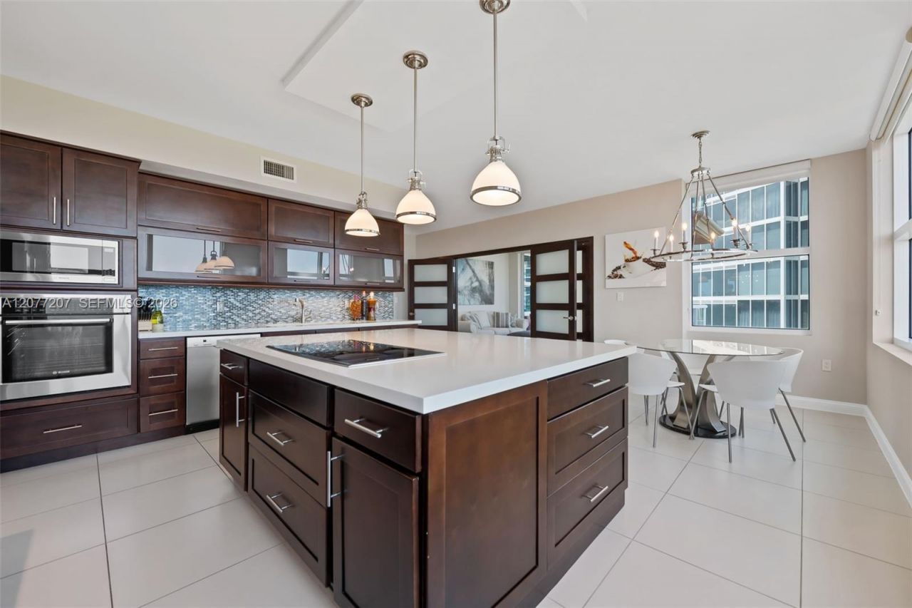 2110 N Ocean Blvd, Unit 7B, Fort Lauderdale, FL 33305 Photo