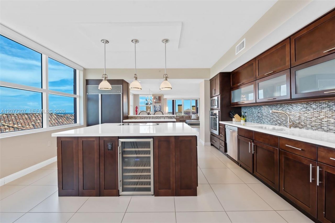 2110 N Ocean Blvd, Unit 7B, Fort Lauderdale, FL 33305 Photo