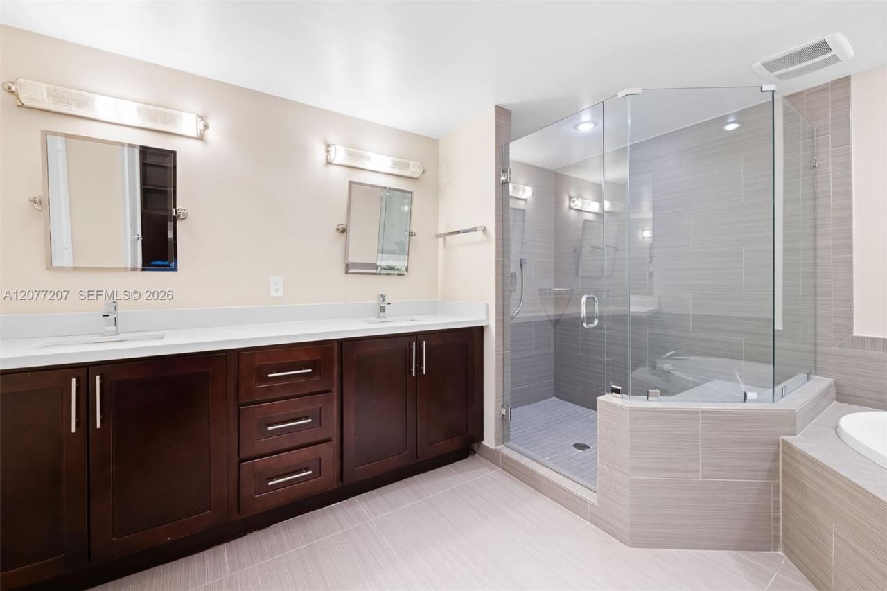 2110 N Ocean Blvd, Unit 7B, Fort Lauderdale, FL 33305 Photo