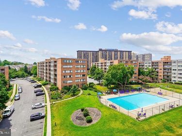 5801 QUANTRELL AVENUE , Unit 402, ALEXANDRIA, VA 22312
