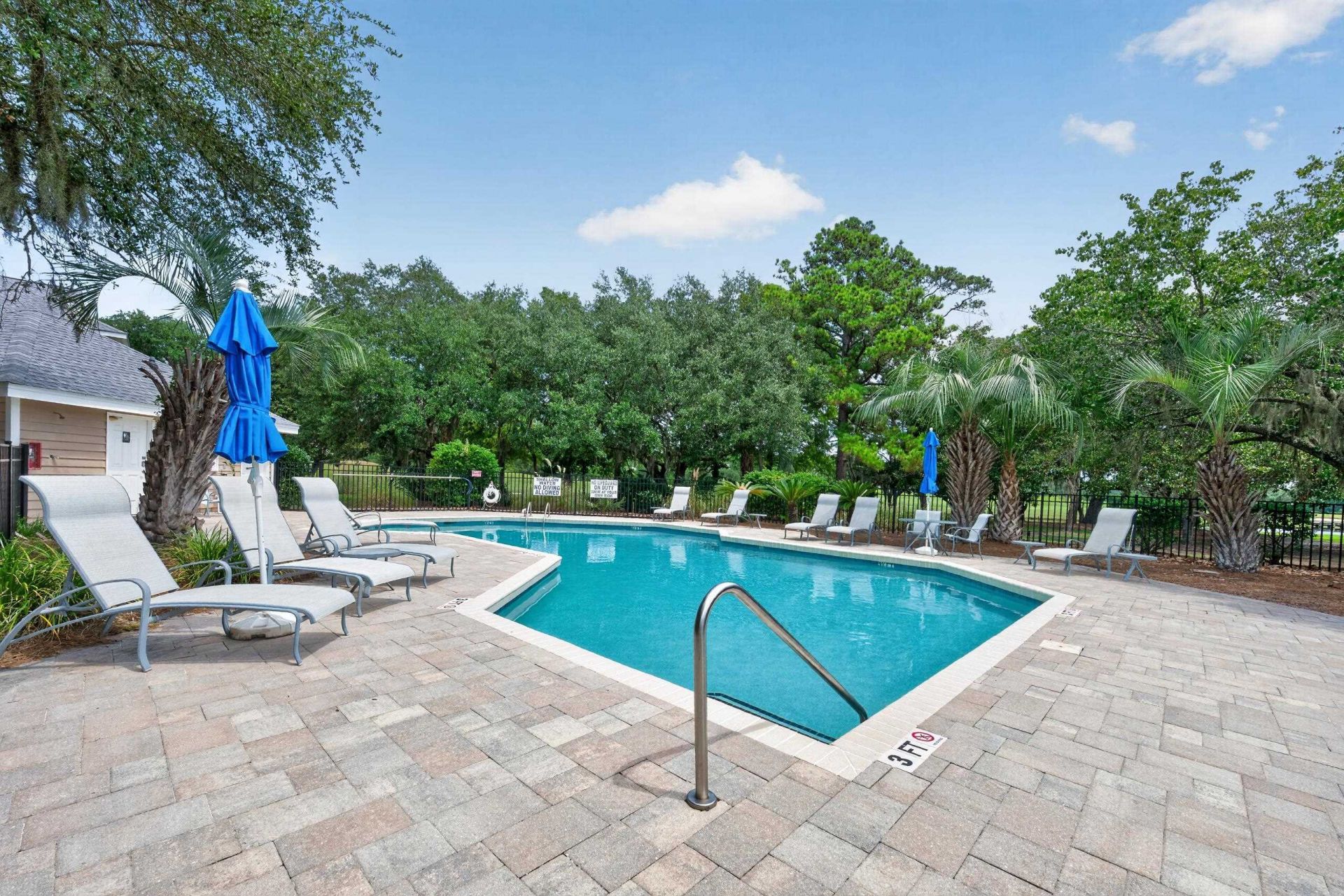 737 Bonnyneck Dr. Photo 29