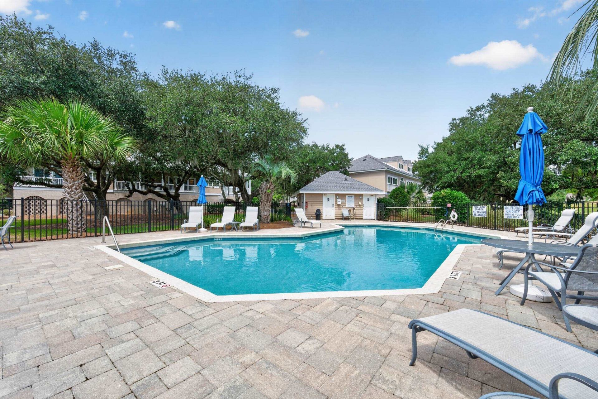 737 Bonnyneck Dr. Photo 30