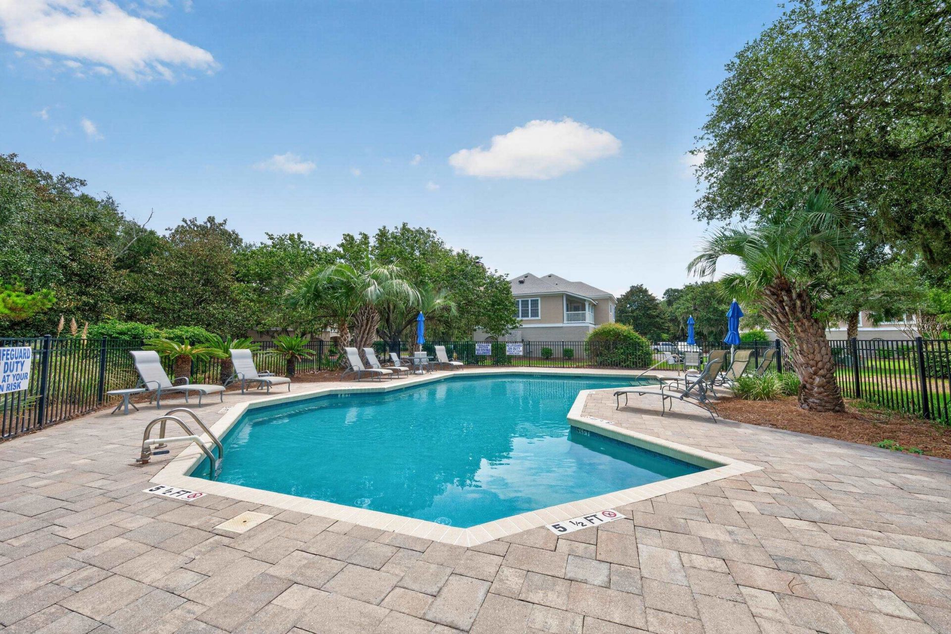 737 Bonnyneck Dr. Photo 31