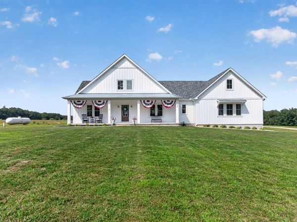 11174 Easton Road, Rives Junction, MI 49277