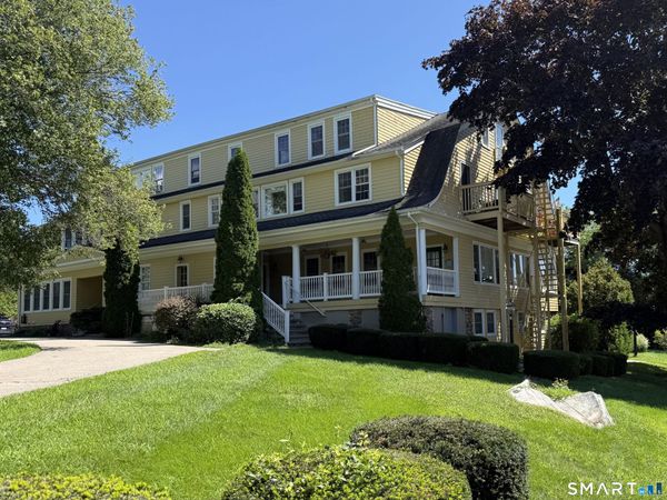 38 Lords Hill, Unit 4, Stonington, CT 06378