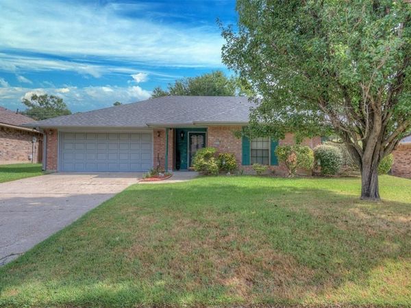 9335 Lytham Drive, Shreveport, LA 71129
