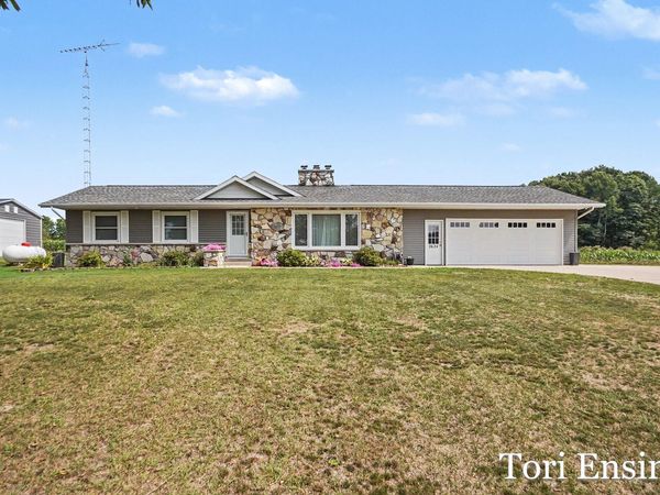 2624 100th Avenue, Lakeview, MI 48850