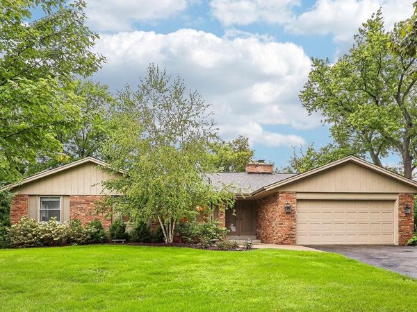 928 Tanglewood COURT, Oconomowoc, WI 53066