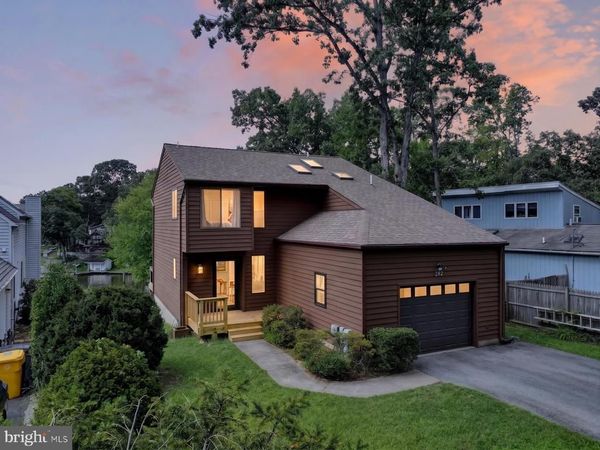 282 RIVERSIDE DRIVE, PASADENA, MD 21122