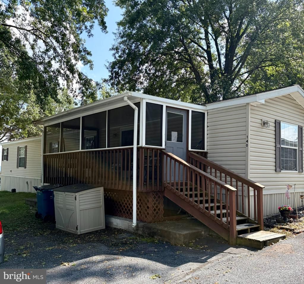 140 DAVID DRIVE , MIDDLETOWN, PA 17057