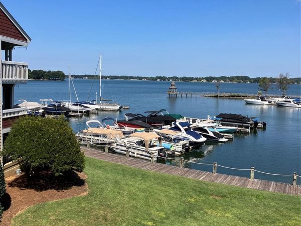 820 Southwest Drive , Davidson, NC 28036