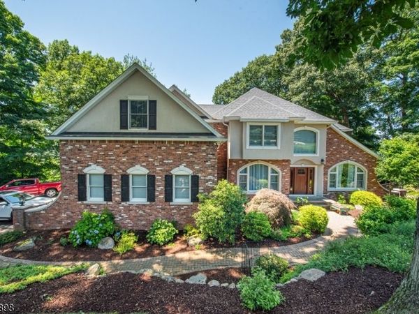 93 Coventry Way, Ringwood, NJ 07456