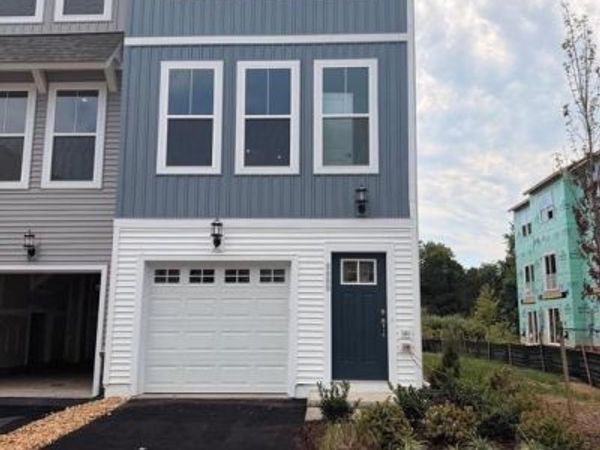 8889 QUEENSFERRY ROAD, MANASSAS, VA 20112