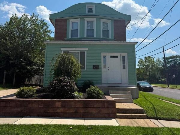 2 E MILL ROAD, Unit B, MAPLE SHADE, NJ 08052