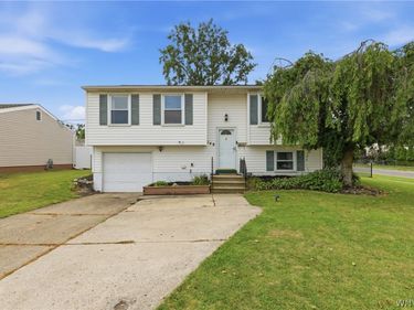 149 Le Havre Drive, Buffalo, NY 14227