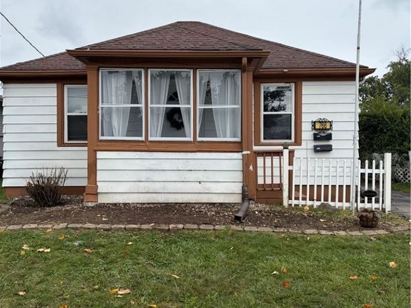 766 Harding Avenue , North Tonawanda, NY 14120