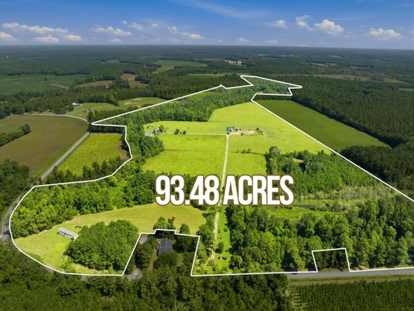 6400 Black Creek Rd. , Nichols, SC 29581