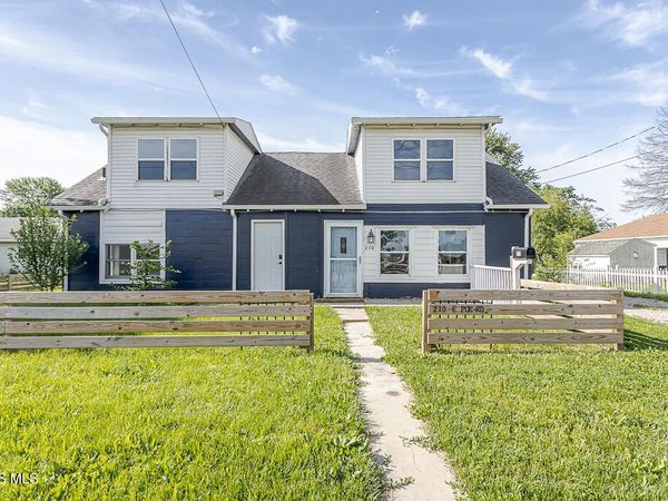 210 E Poe Road , Bowling Green, OH 43402
