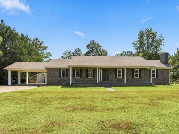 1650 Co Rd 74, Florence, AL 35633