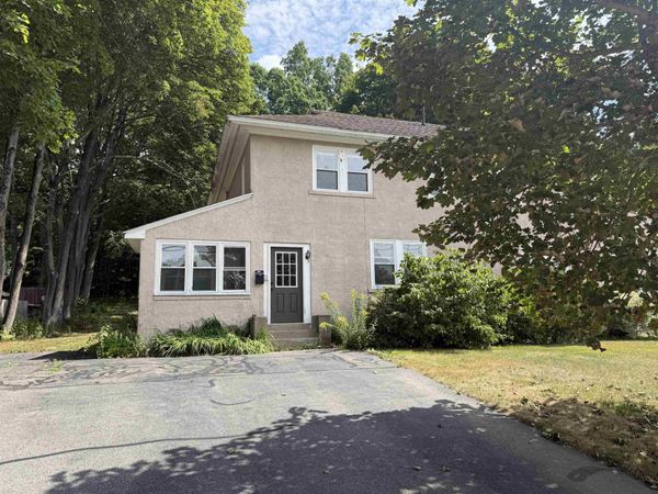 21 Beech Street, Unit #23, Newmarket, NH 03857
