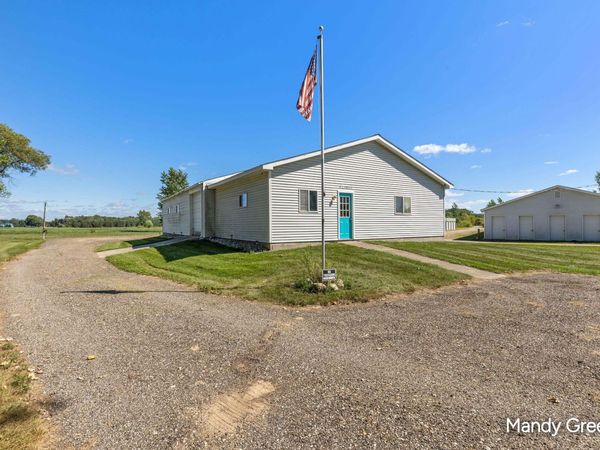 100 N 4th Street, Pierson, MI 49339