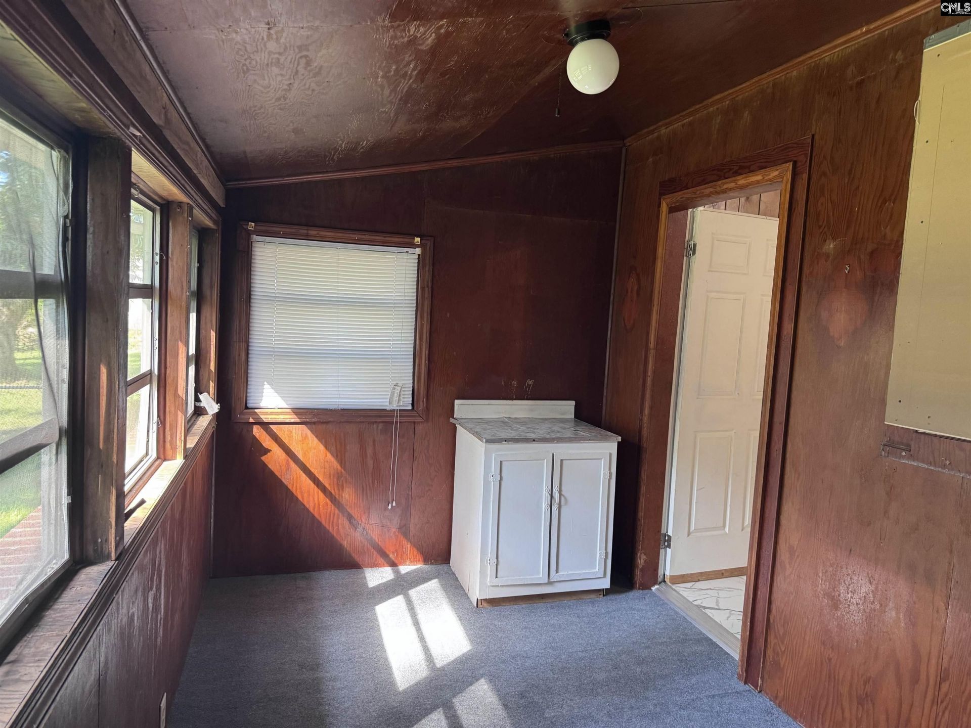 160 Willow Street  Photo 12