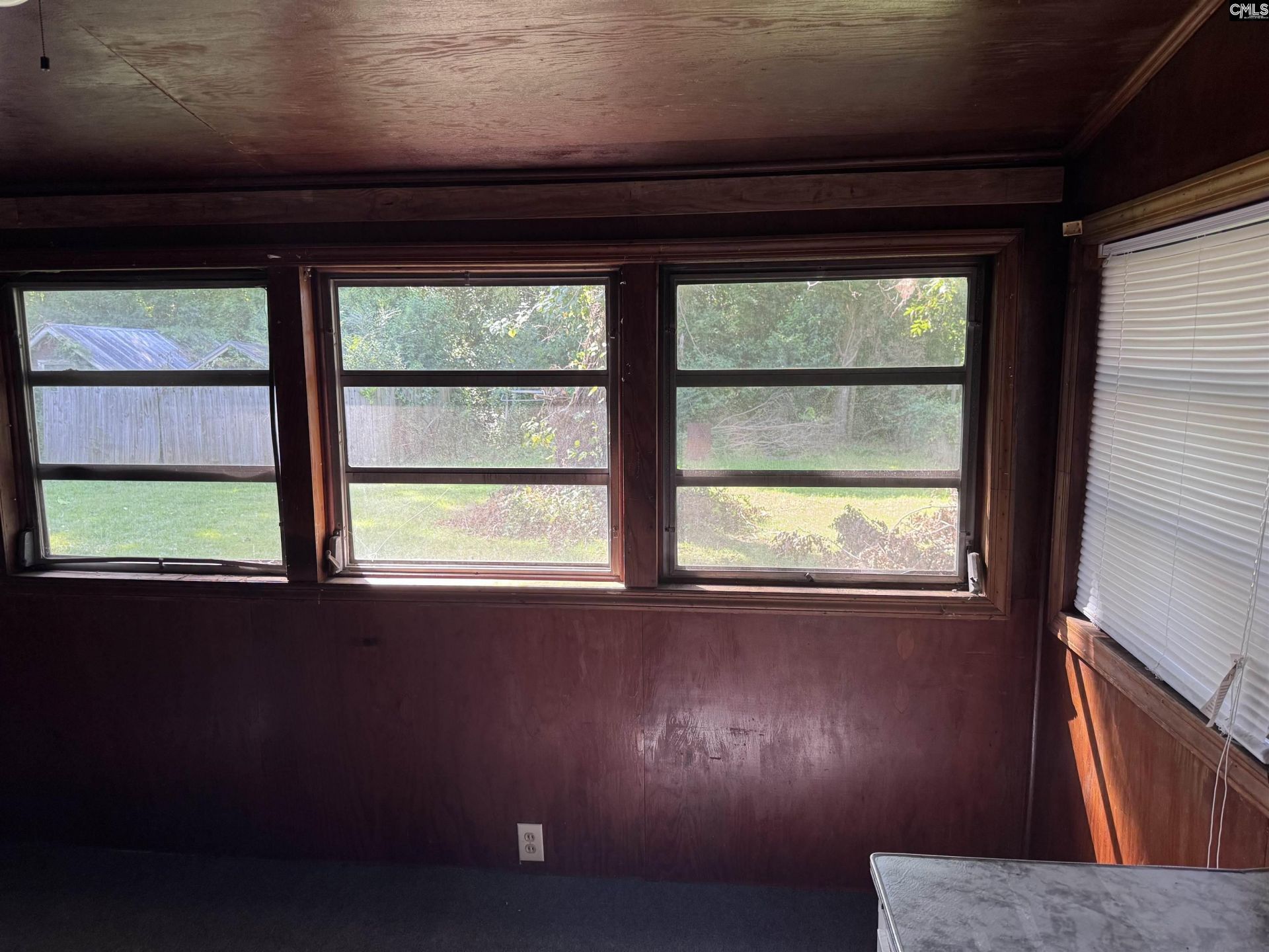 160 Willow Street  Photo 13