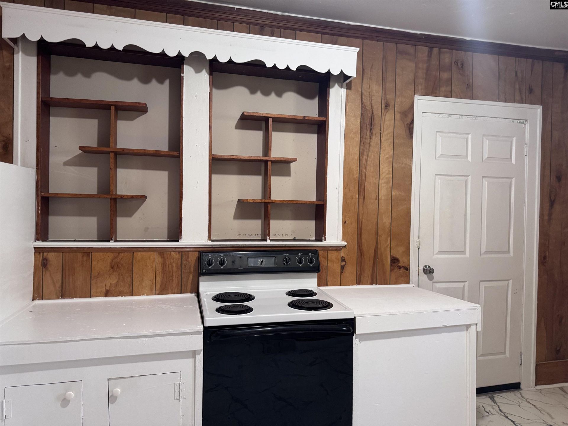 160 Willow Street  Photo 7