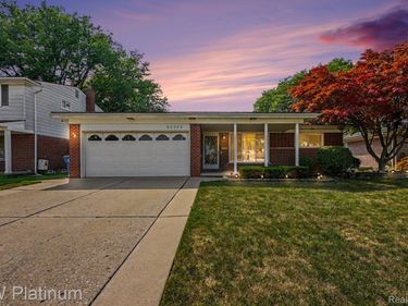 30323 Marrocco Drive, Warren, Mi 48088