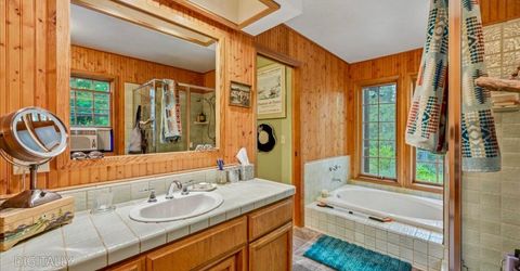 10305 Laurentian Way, Nevada City, CA 95959 Photo