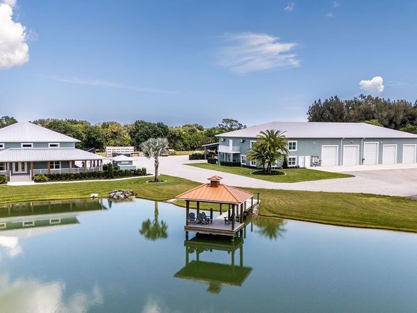 6850 53rd Street, Unit 1, Vero Beach, FL 32967