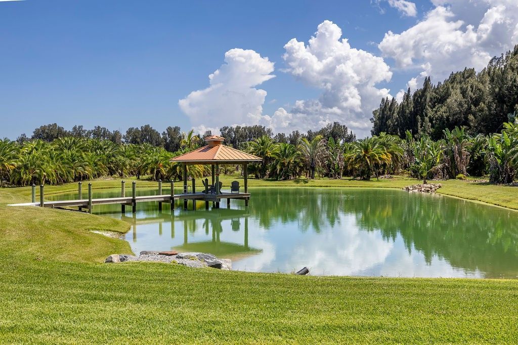 6850 53rd Street, Vero Beach, FL 32967 Photo