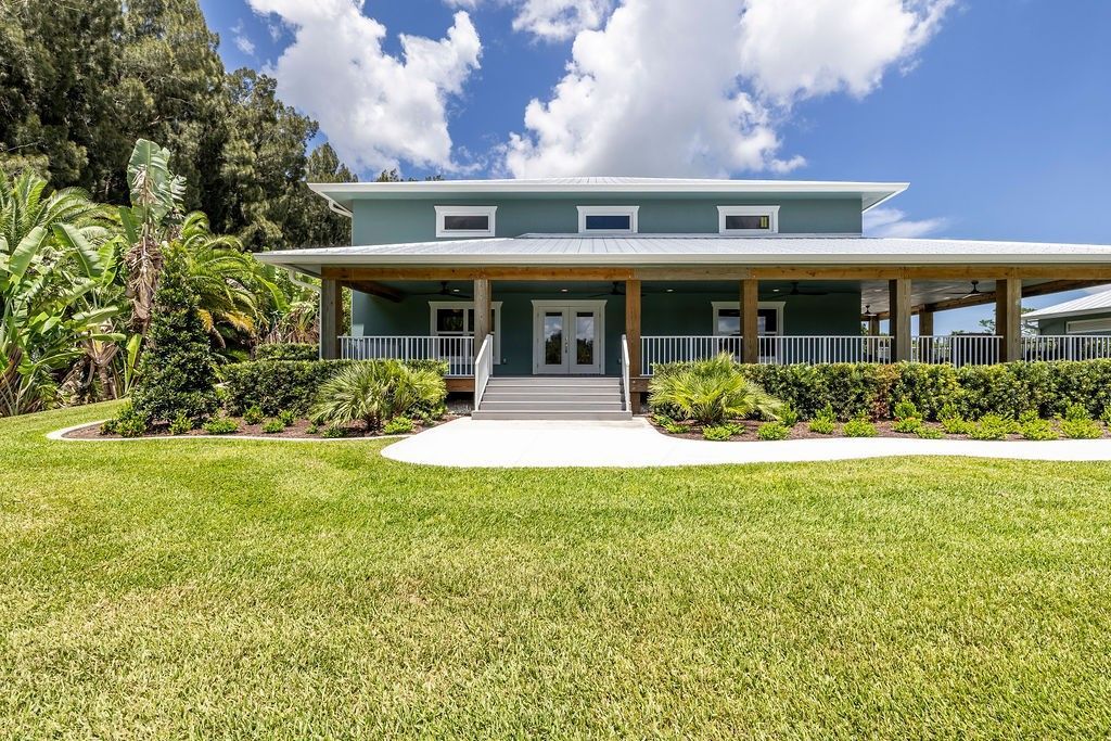 6850 53rd Street, Vero Beach, FL 32967 Photo