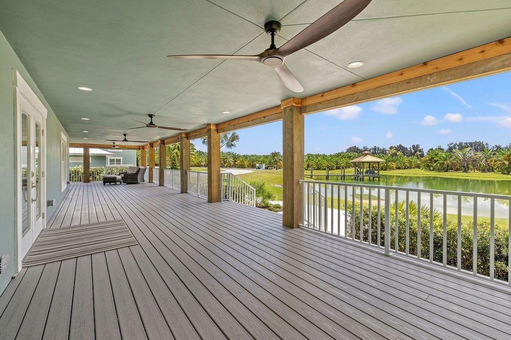 6850 53rd Street, Vero Beach, FL 32967 Photo
