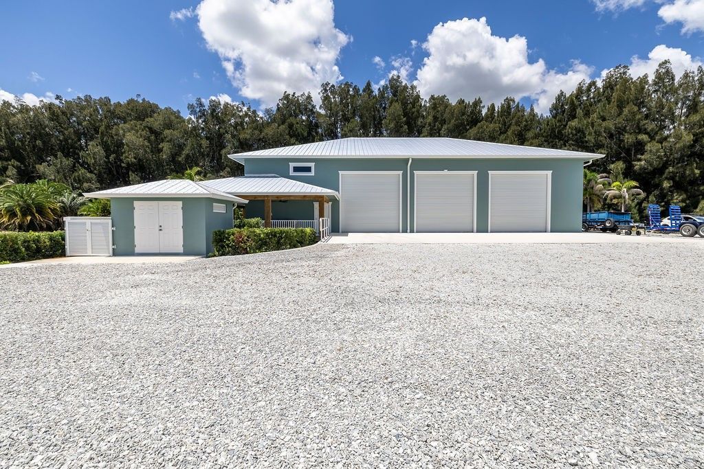 6850 53rd Street, Vero Beach, FL 32967 Photo