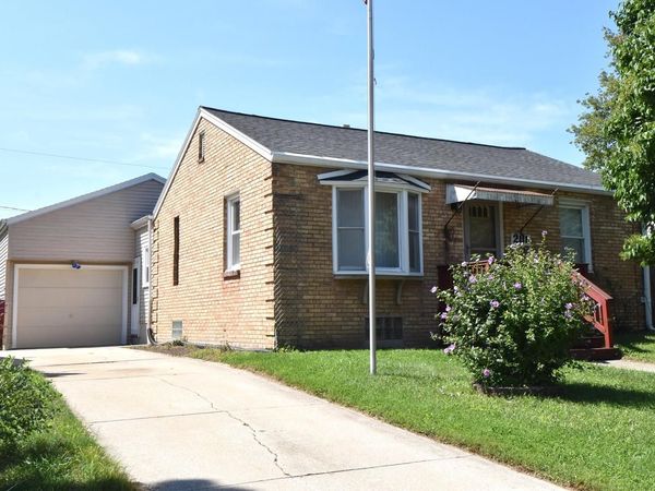 206 Belmont AVENUE, Racine, WI 53405