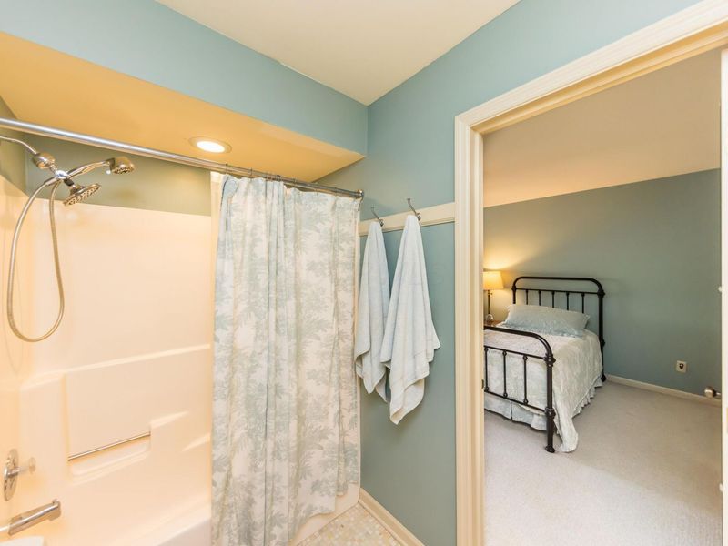 6457 Strathaven Court E, Worthington, OH 43085 Photo 25