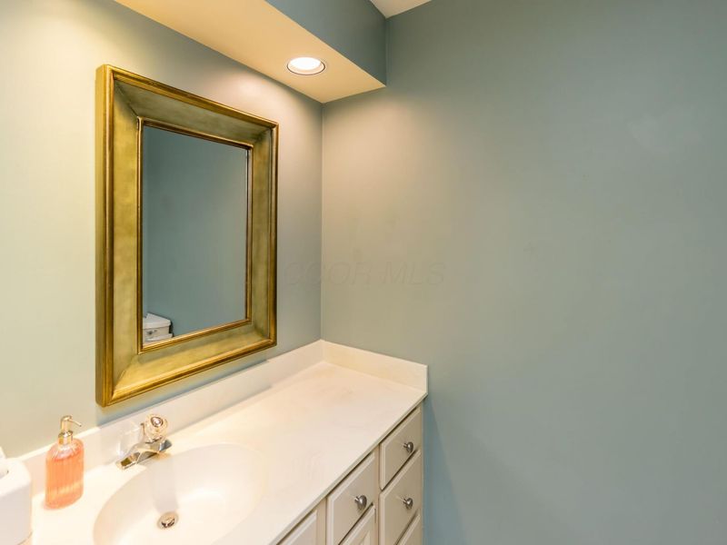 6457 Strathaven Court E, Worthington, OH 43085 Photo 26
