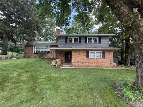 520 Lynwood Lane , Lancaster, OH 43130