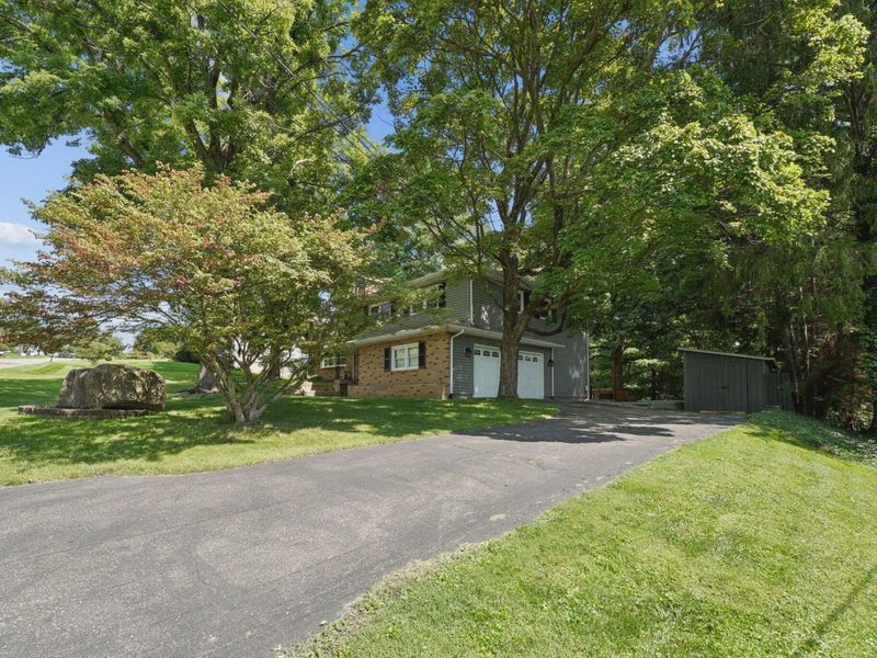 520 Lynwood Lane, Lancaster, OH 43130 Photo 6