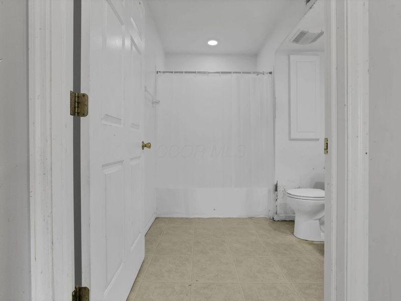 2272 Cove Landing, Grove City, OH 43123 Photo 18