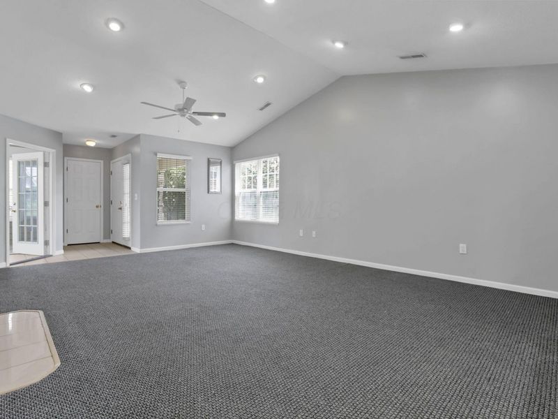2272 Cove Landing, Grove City, OH 43123 Photo 6