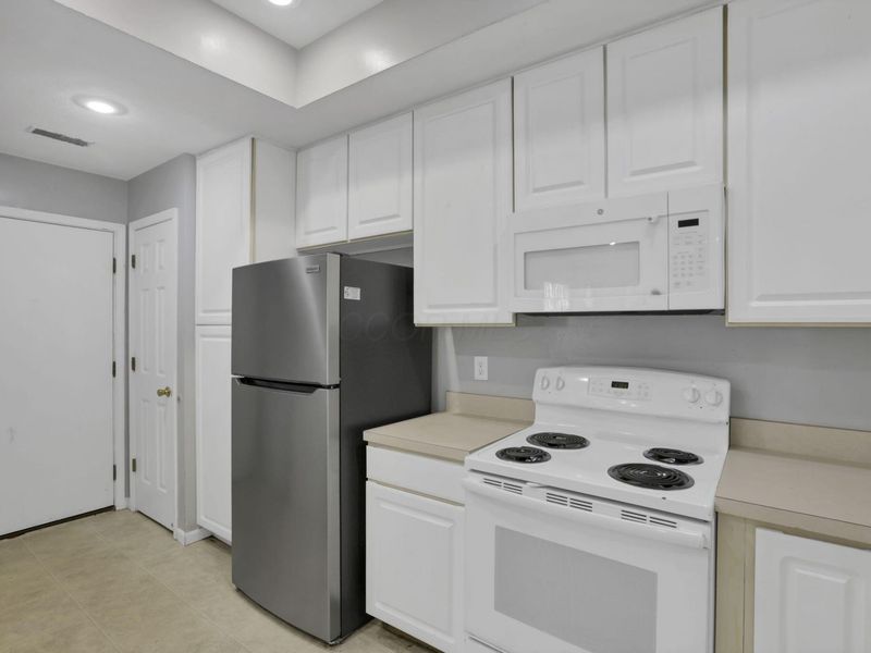 2272 Cove Landing, Grove City, OH 43123 Photo 8